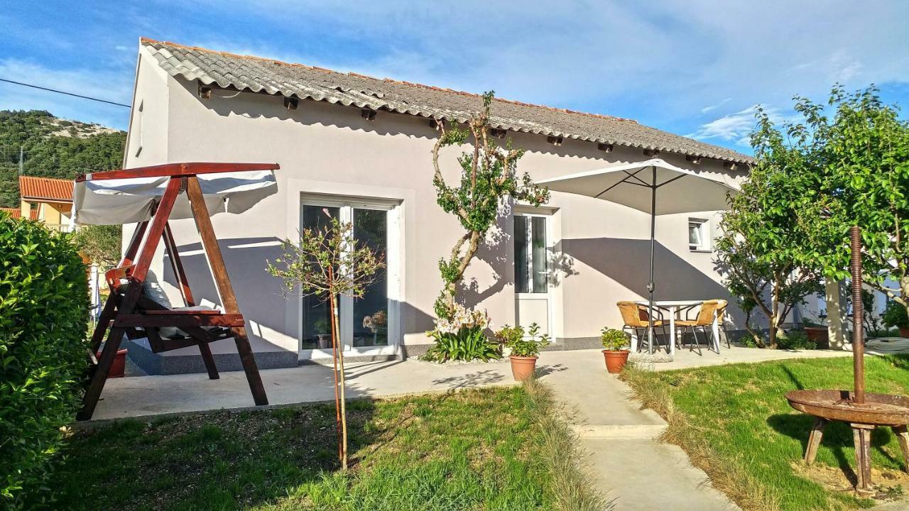 Apartmani Kastelan Barbat na Rabu Ngoại thất bức ảnh