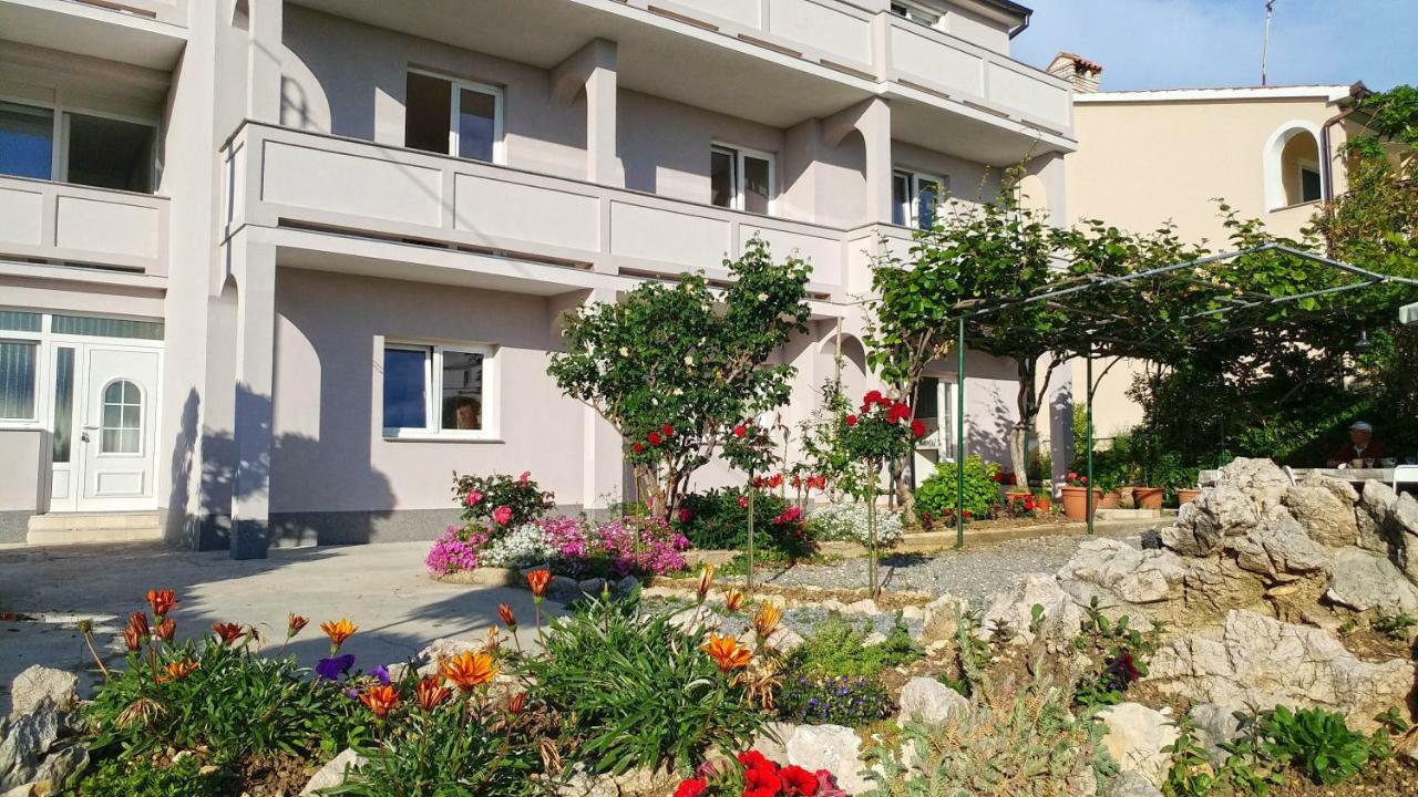 Apartmani Kastelan Barbat na Rabu Ngoại thất bức ảnh