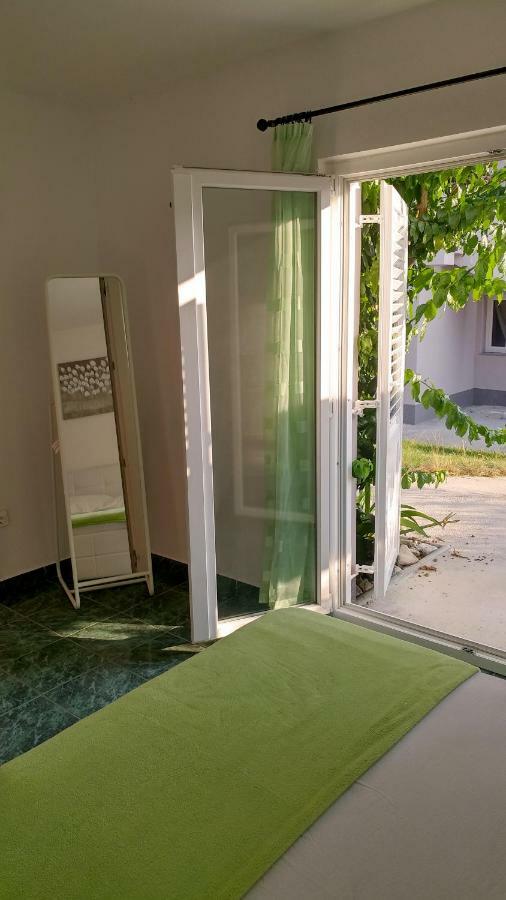 Apartmani Kastelan Barbat na Rabu Ngoại thất bức ảnh